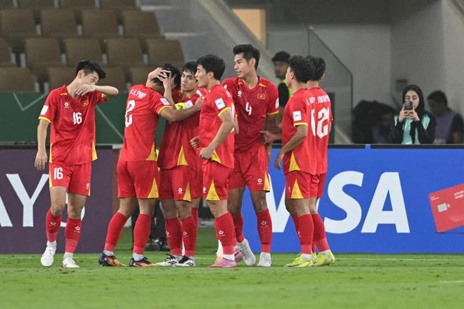 Hình ảnh minh họa các biện pháp bảo mật dữ liệu mạnh mẽ, bao gồm mã hóa và tường lửa, đảm bảo an toàn thông tin cho 88clup link mới.